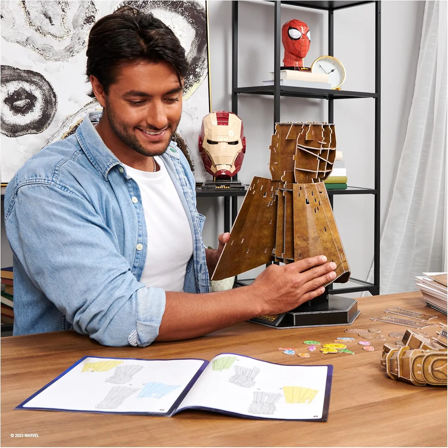 4D Build, Marvel Infinity Gauntlet 3D Puzzle Model Kit with Stand 142 Pcs | Thanos Desk Decor | Building Toys | 3D Puzzles for Adults & Teens 12 