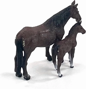 Big Country Toys Horse Mare and Colt Set (6666 Ranch Quarter Horse Mare & Colt)
