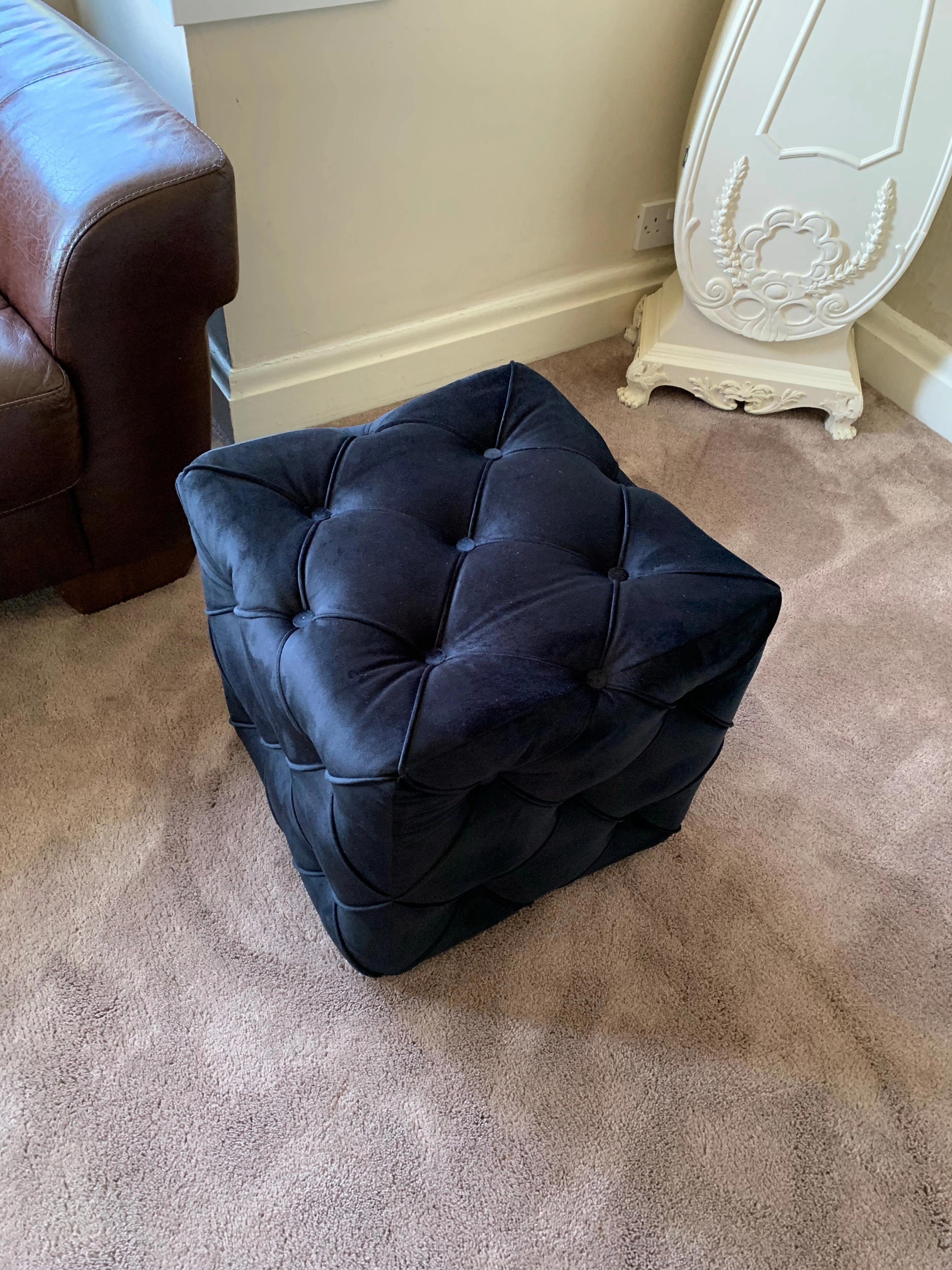 Black square cube deep buttoned coffee table side table seat