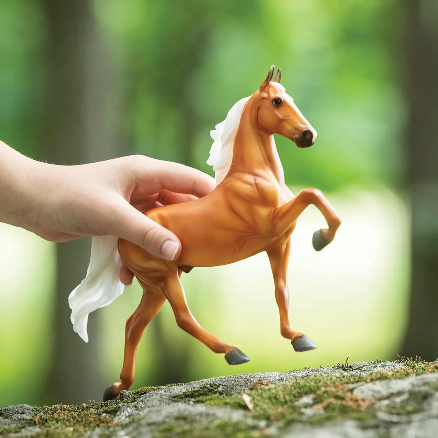 Breyer Horses Freedom Series Palomino Saddlebred | Horse Toy | 9.75" x 7" | 1:12 Scale | Model #1055
