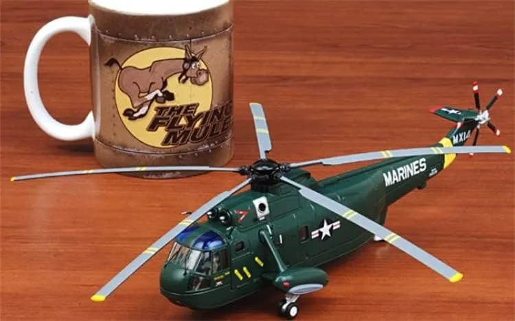 Corgi Sikorsky SH-3A Sea King Helicopter US Marine Corps, 1970 Ltd Edition 1/72 DIECAST Aircraft Pre-Built Model
