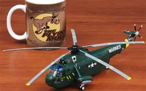Corgi Sikorsky SH-3A Sea King Helicopter US Marine Corps, 1970 Ltd Edition 1/72 DIECAST Aircraft Pre-Built Model
