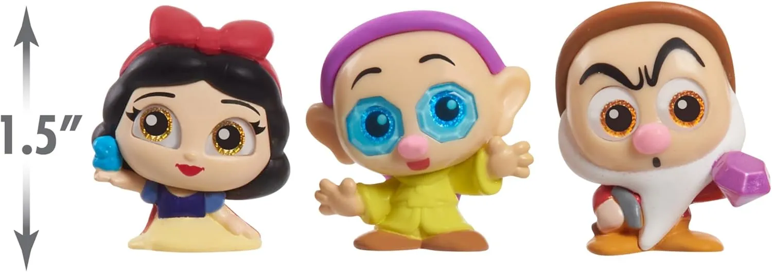 Disney Doorables Snow White Collection Peek, Easter Basket Stuffers, Officially Licensed Kids Toys for Ages 5 Up, Gifts and Presents by Just Play