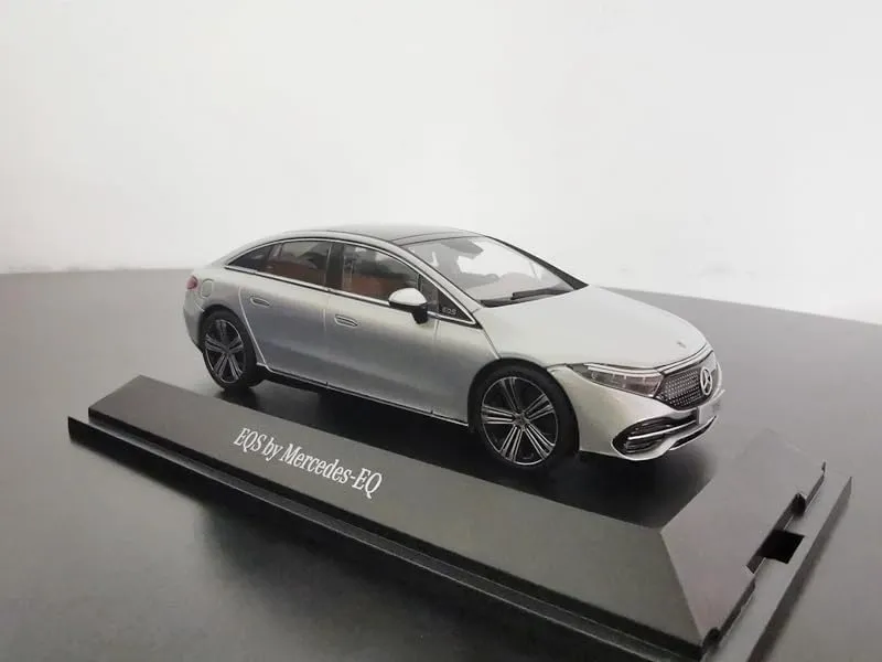 FloZ for Herpa for Mercedes for Benz for EQS New Energy Pure Electric SUV Silver Grey 1/43 Truck Pre-Built Model