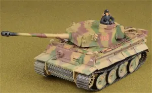 for Forces of Valor TIGER PZKPFW VI SD.KFZ.181 NO. 100, GERMAN ARMY 1943 EASTERN FRONT, KURSK, RUSSIA with FIGURINE 1:32 Tank Pre-built Model