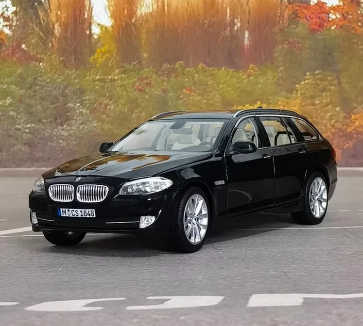 for NOREV for BMW for 5 Series for 550i for F11 Pot Wagon 2019 Black 1:18 Car Pre-Built Model