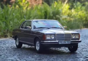 for NOREV for Mercedes for Benz for 280 CE 1980 Automotive Brown 1:18 Car Pre-Built Model