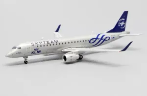 JC Wings for KLM SKYTEAM ERJ-190 PH-EZX 1:400 Aircraft Pre-Built Model