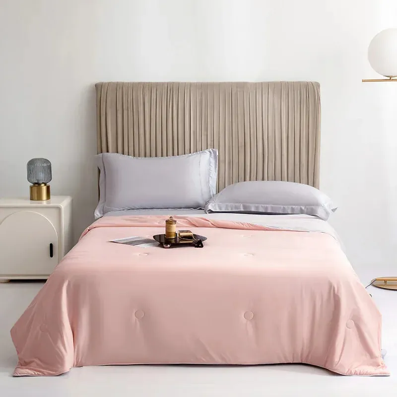 Lightweight Cooling Blanket