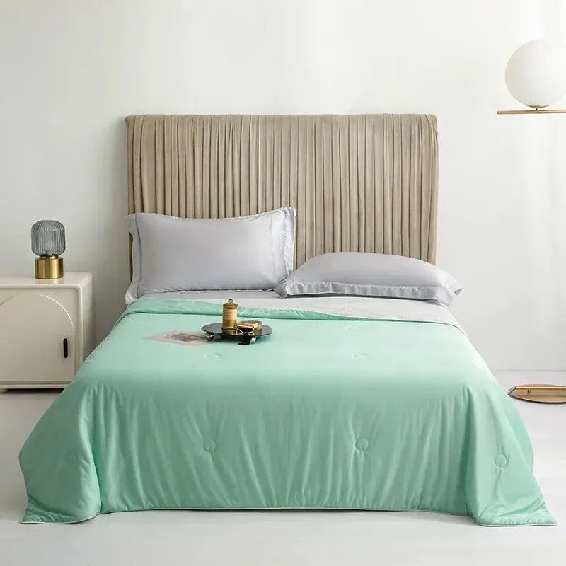 Lightweight Cooling Blanket