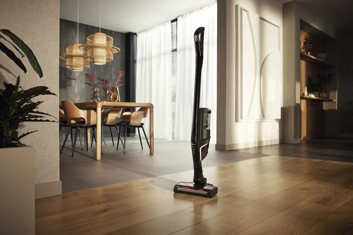 Miele Triflex HX2 Cat and Dog Obsidian Black