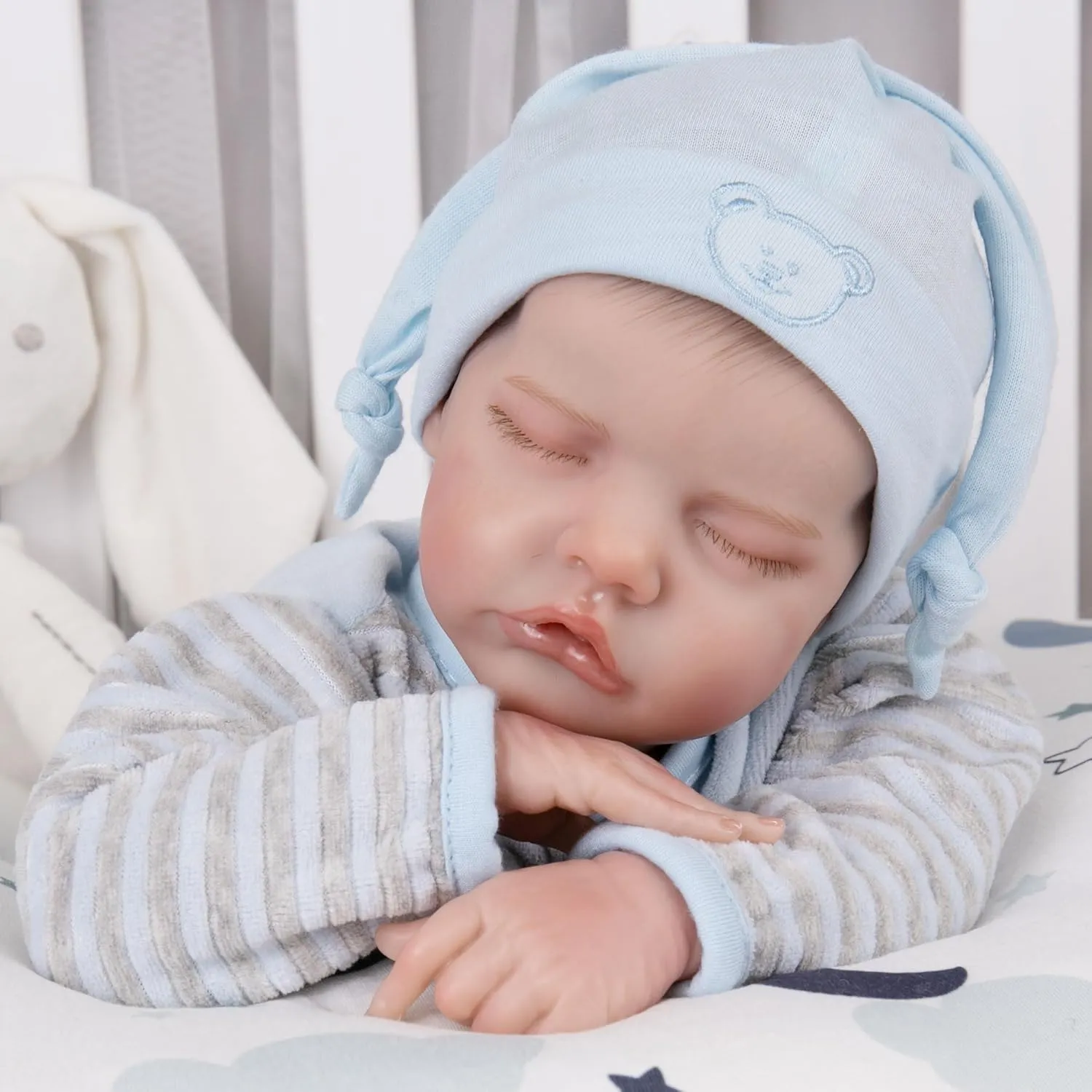 Milidool Lifelike Reborn Baby Dolls Boy - 17-Inch Baby Soft Body Realistic-Newborn Baby Dolls Real Life Baby Dolls with Toy Accessories for Kids Age 3 4 5 6 7  