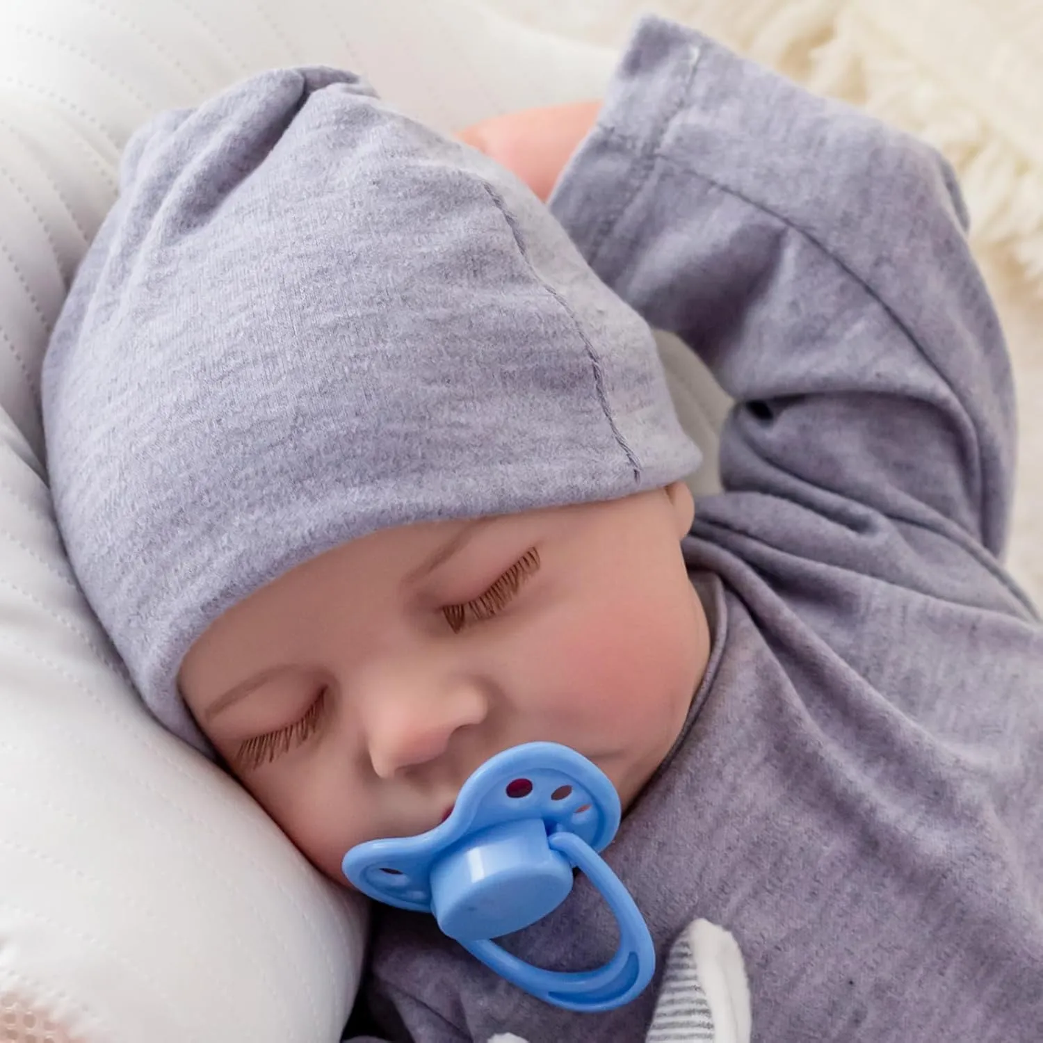 Realistic Reborn Baby Dolls Boy - Lifelike Newborn Baby Doll That Looks Real with Soft Cloth Body and Toy Accessories for Kids Toddlers Age 3 