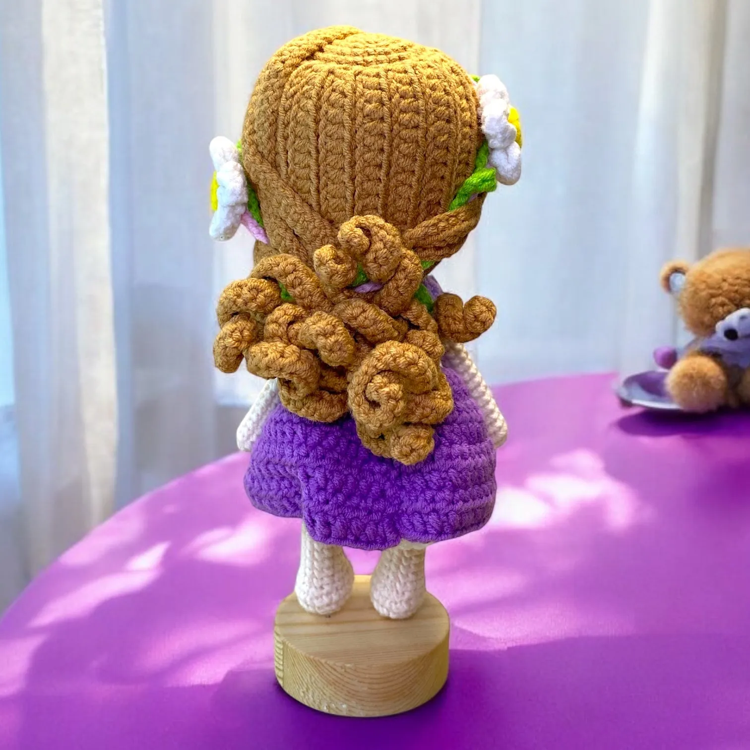 Royal Nature Girl Crochet Figure K0216
