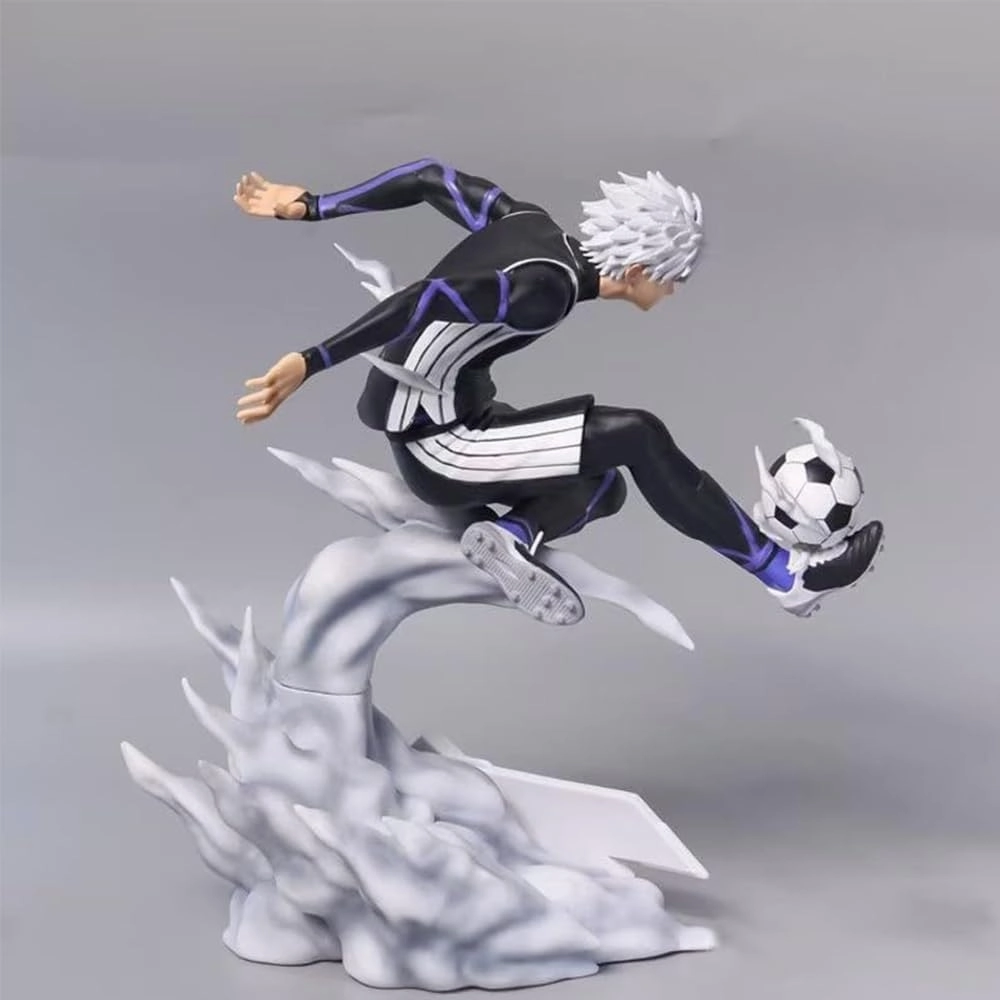 Seishiro Nagi Figures, Isagi Yoichi Anime Statues PVC Material Anime Action Figurine for Fans 21CM/8.27IN