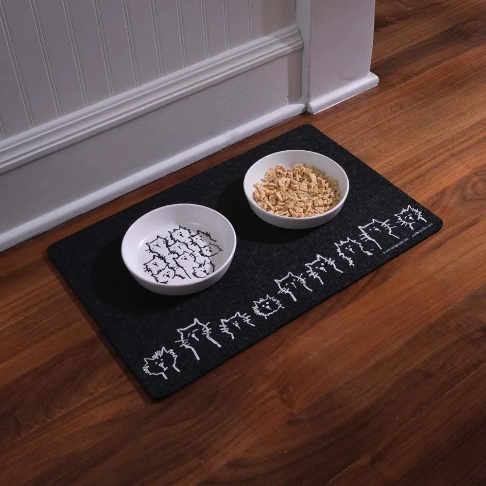Speckle and Spot by Ore’ Originals - Pet Bowl | Random Cats