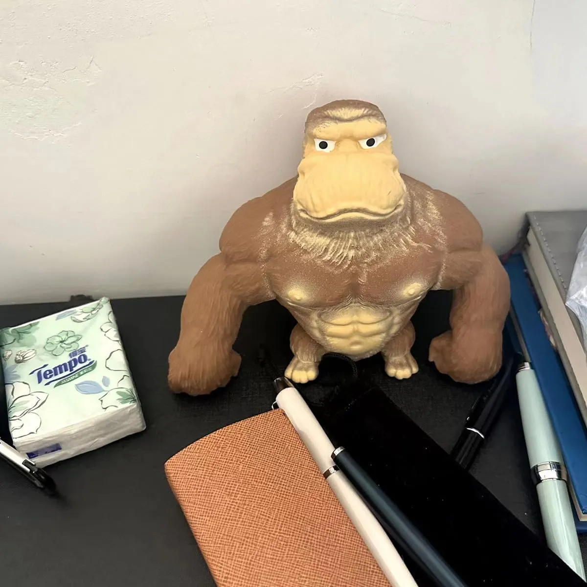 Squishy Monkey Toy - Brown Stretch Gorilla, Stretch Monkey Stress Relief Toy, Novelty TikTok Gorilla Squeeze Toys, Funny Splat Monkey Sensory Stress Toy for Anxiety Women Men Kids (Small)