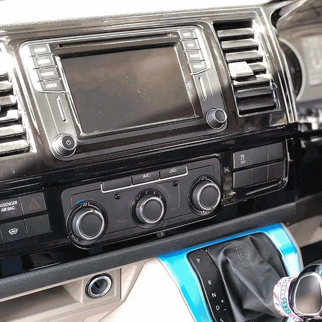 VW Transporter T6 Lower Dash Styling Trims Comfort Dash Gloss Black Painted and Ready to Fit (Set of 6)