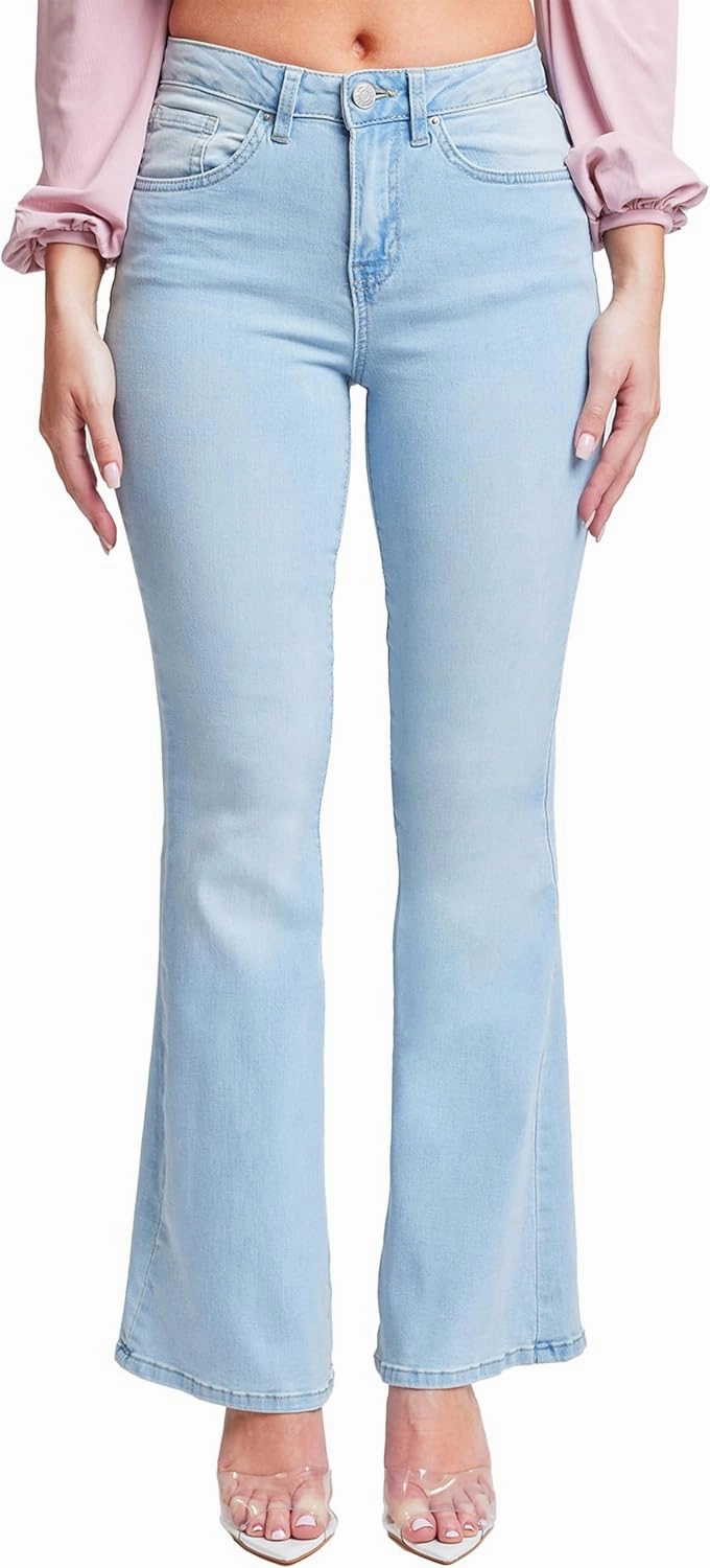 YMI Women's Junior Classic High Rise Flare Jean-Regular Inseam